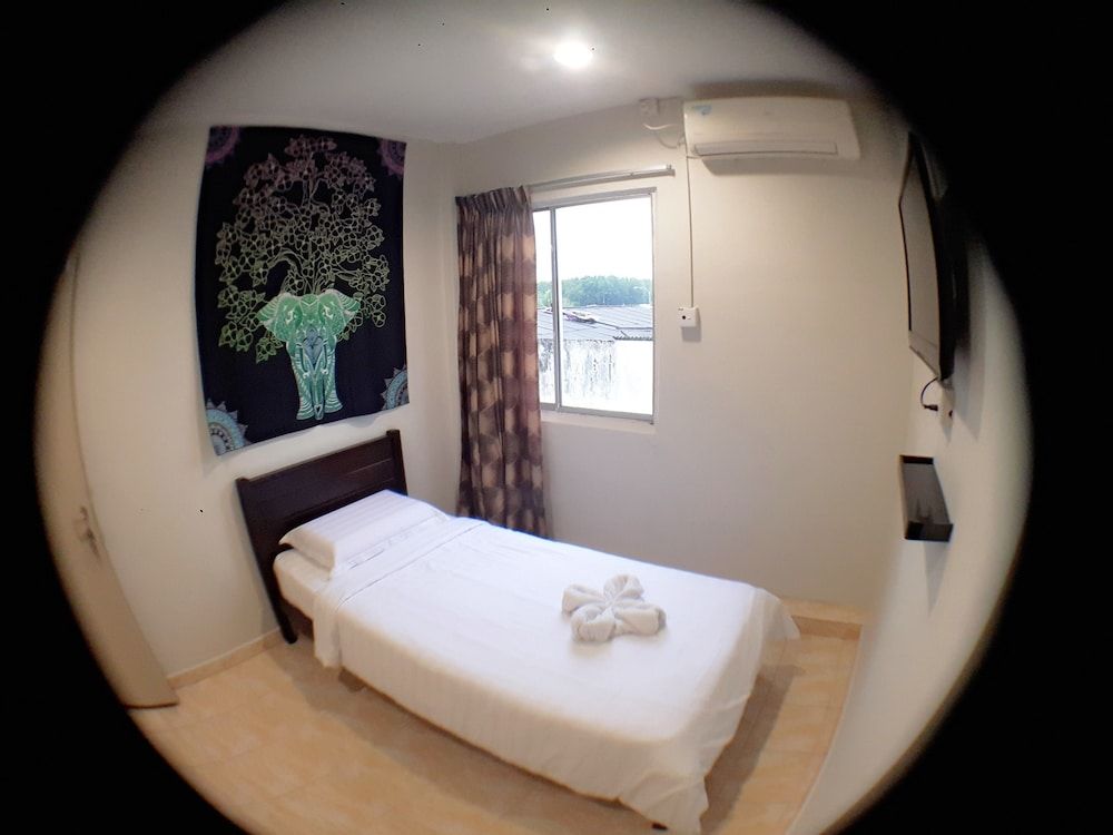 De Chukai Hotel Single Room