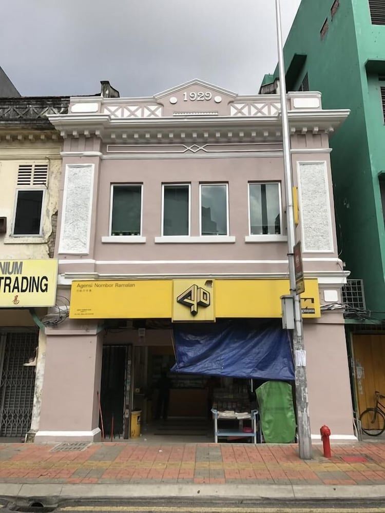 undefined Magnum Hometel