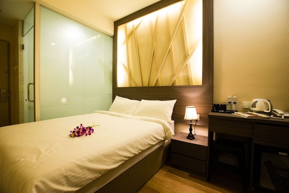 Hotel CIQ @ Wong Ah Fook Basic Double Room, 1 Queen Bed 4
