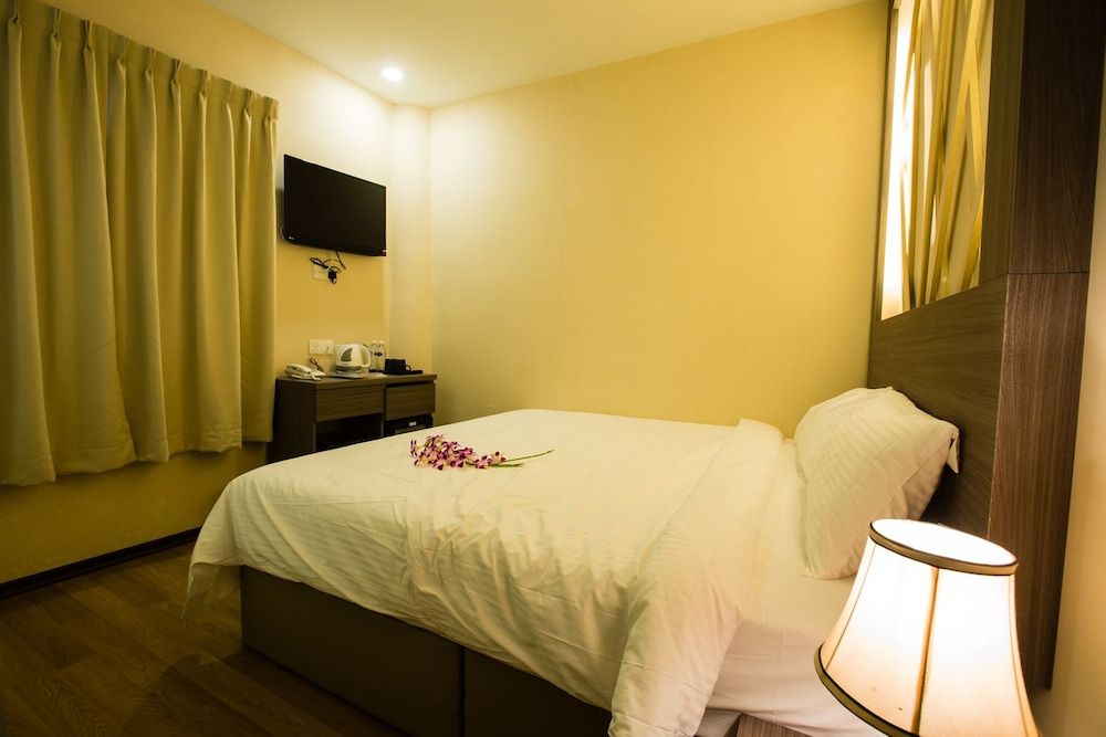 Hotel CIQ @ Wong Ah Fook Basic Double Room, 1 Queen Bed 7