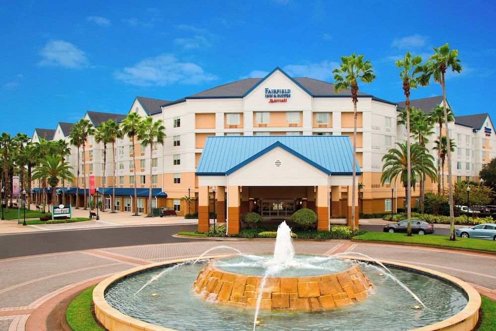 undefined Fairfield Inn & Suites Lake Buena Vista in Marriott Village 10