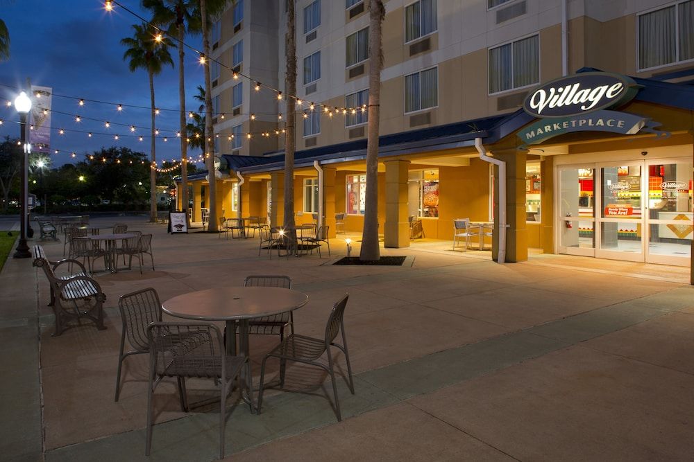 undefined Fairfield Inn & Suites Lake Buena Vista in Marriott Village 9