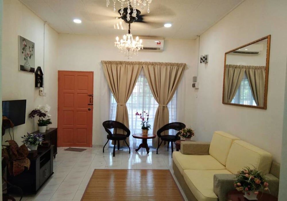 undefined Ainis Guest House at The Lost World of Tambun 8