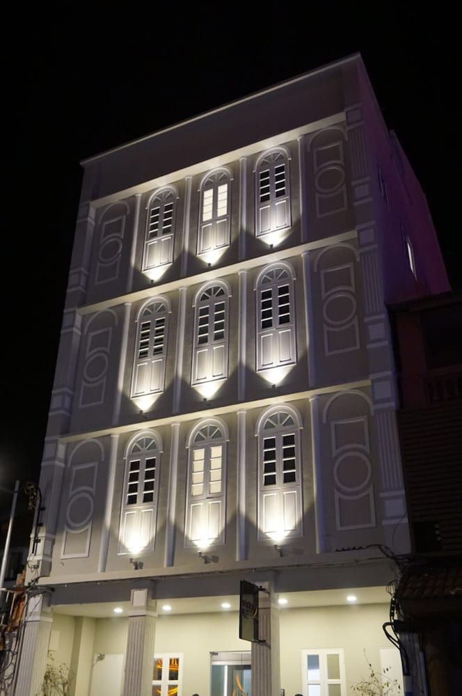 undefined Styles Hotel 4