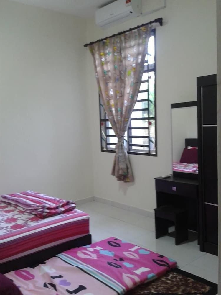 undefined HomeStay RoomStay Klebang Melaka 6