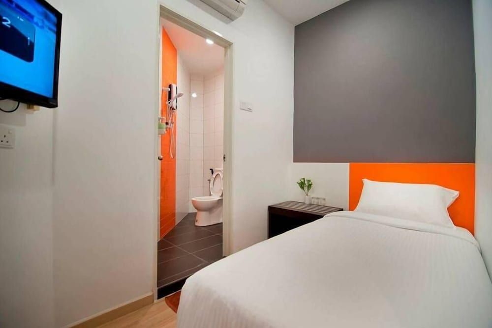 Big Orange Hotel Jitra Single Room 2