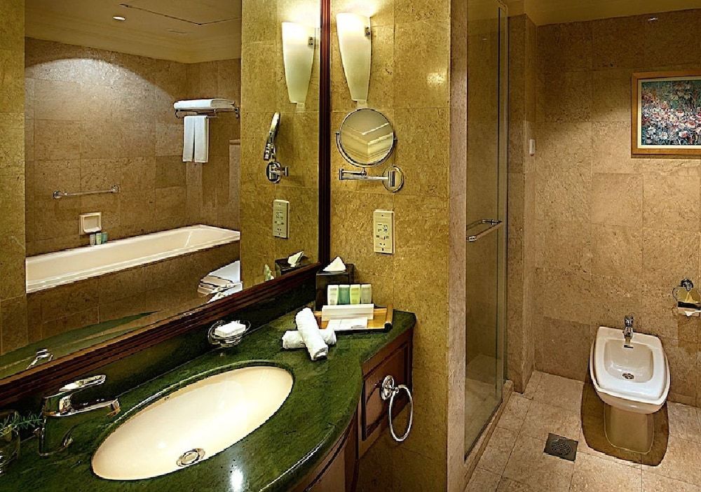 undefined Rex Palace in Times Square 2