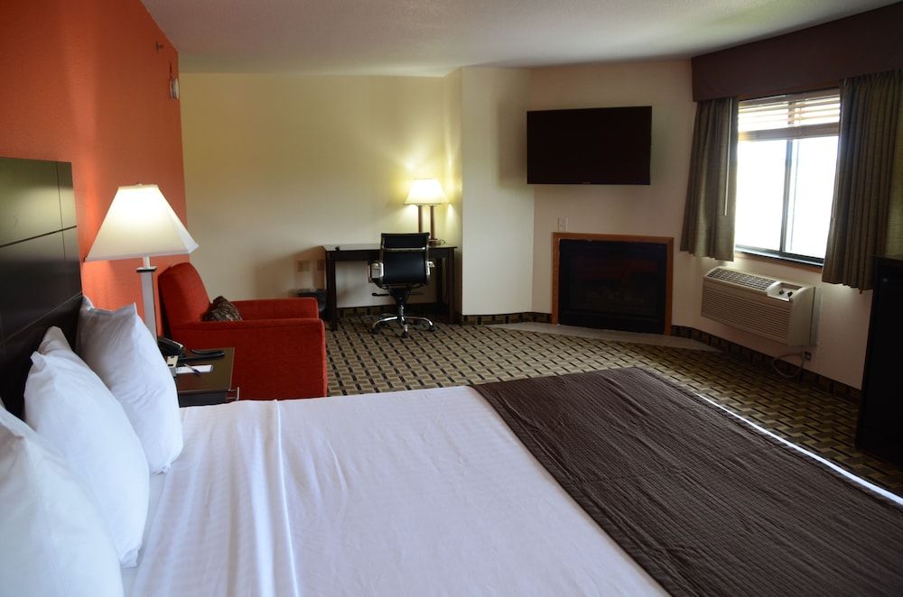 Deluxe Studio Suite, 1 King Bed, Non Smoking