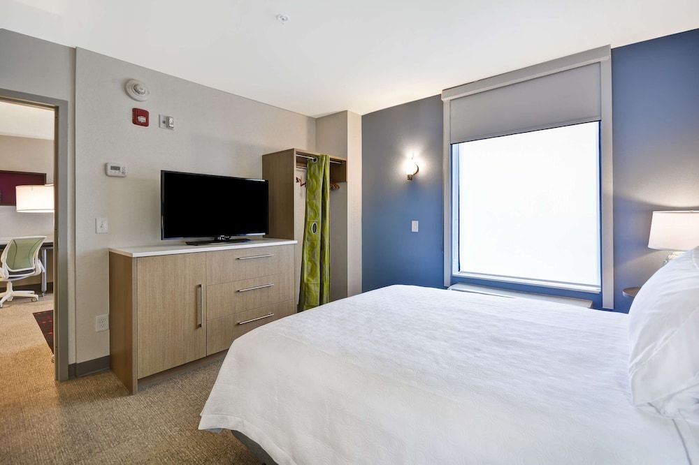 undefined Home2 Suites by Hilton Columbus Airport East Broad 8