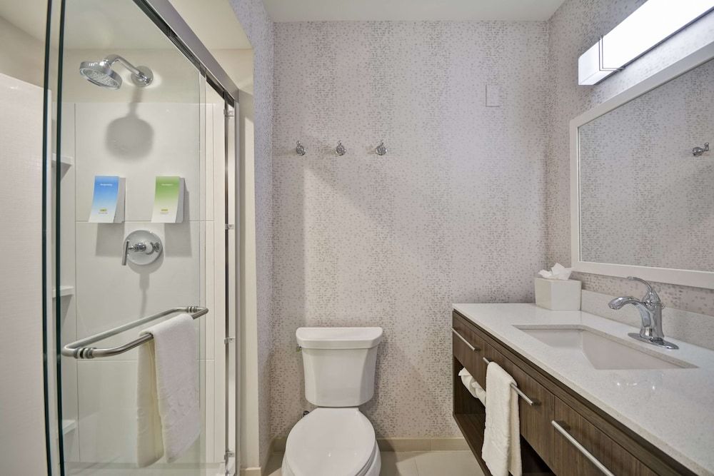 Home2 Suites by Hilton Columbus Airport East Broad Studio, 2 Queen Beds, Non Smoking 4