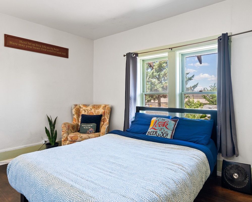 Bunk+Brew Historic Lucas House - Hostel Comfort Double Room, 1 Double Bed, Non Smoking 2