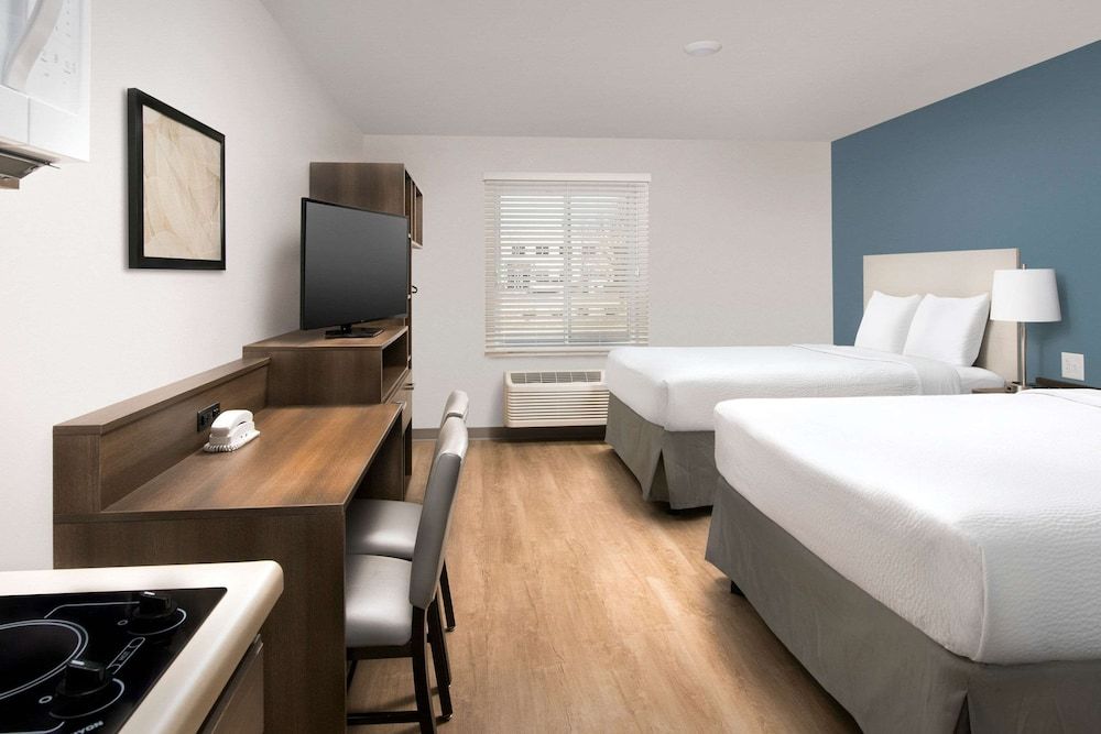 Standard Room, 2 Queen Beds, Non Smoking