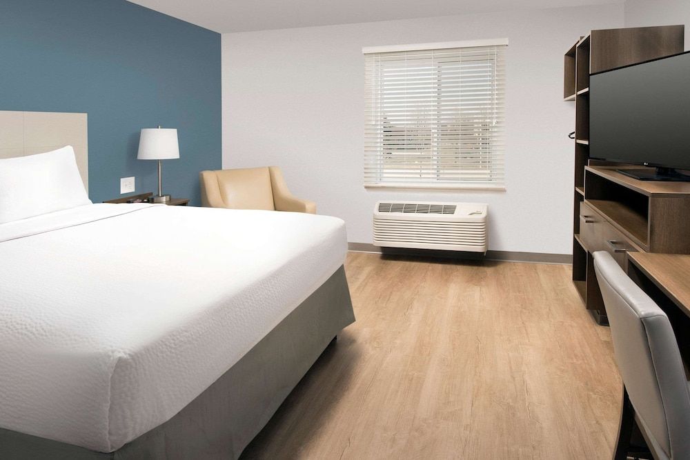 Room, 1 Queen Bed, Accessible, Non Smoking (Roll In Shower)