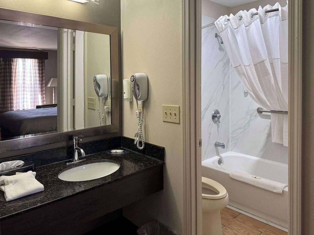 Standard Room, 2 Double Beds, Non Smoking