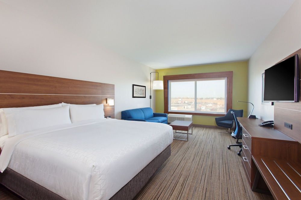 Standard Room, 1 King Bed, Accessible (Communication)