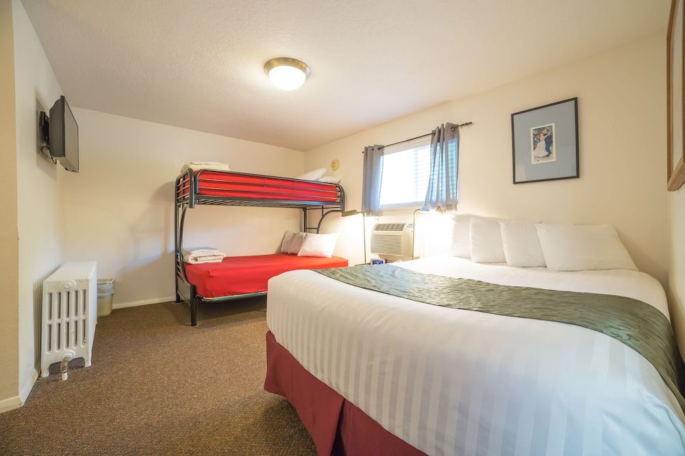 Home Hotel Lava Hot Springs Family Room, Multiple Beds 2