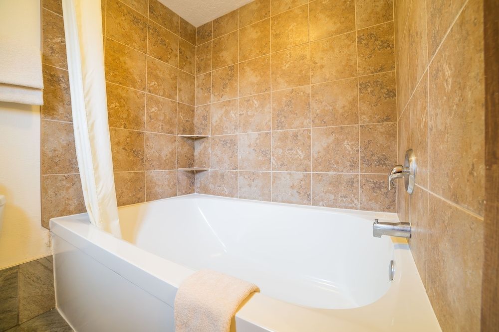 Home Hotel Lava Hot Springs Deluxe Room, 2 Queen Beds 5