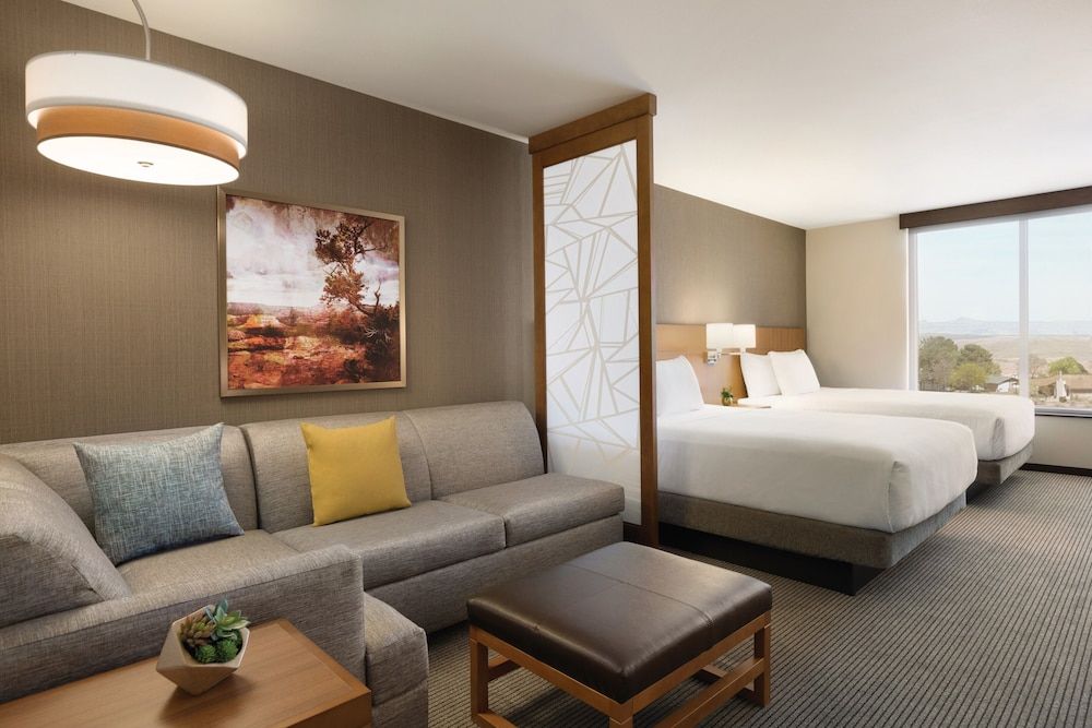 Hyatt Place Page Lake Powell Room (2 Queen Beds with Sofa Bed) 2