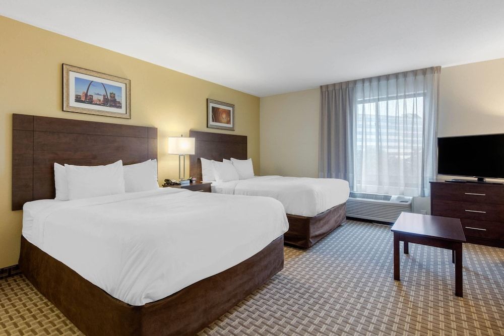 Suite, 2 Queen Beds, Accessible, Non Smoking