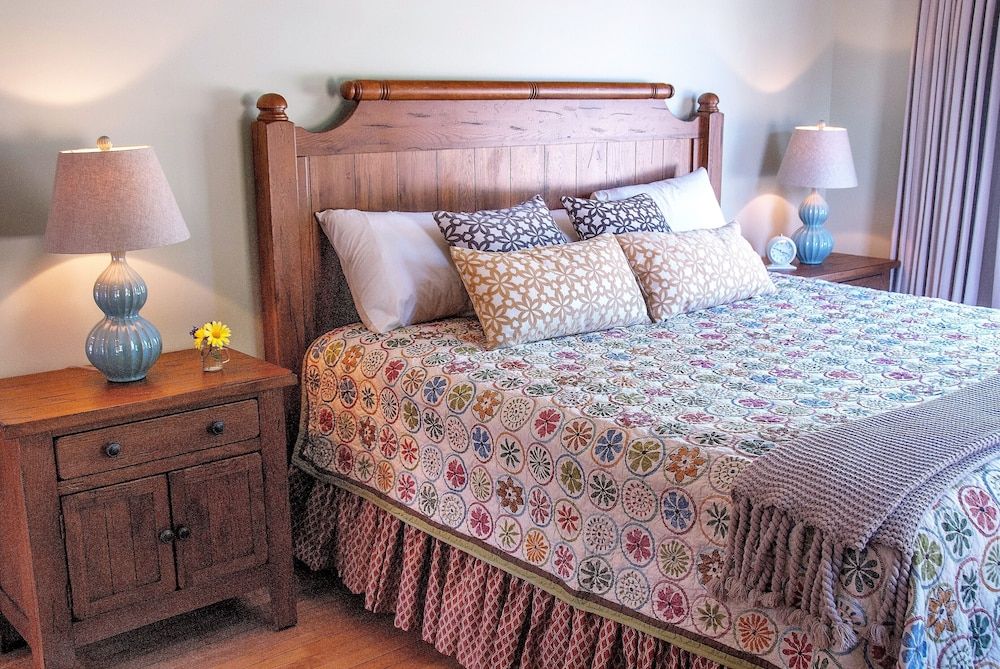 Top Notch Inn Cottage, Multiple Beds (Mt Moriah Cottage) 2