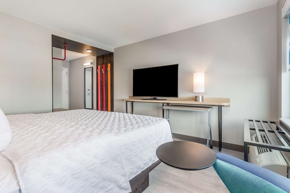 Room, 1 King Bed