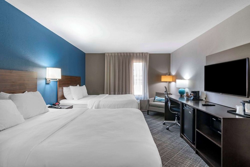 Standard Room, 2 Queen Beds, Non Smoking