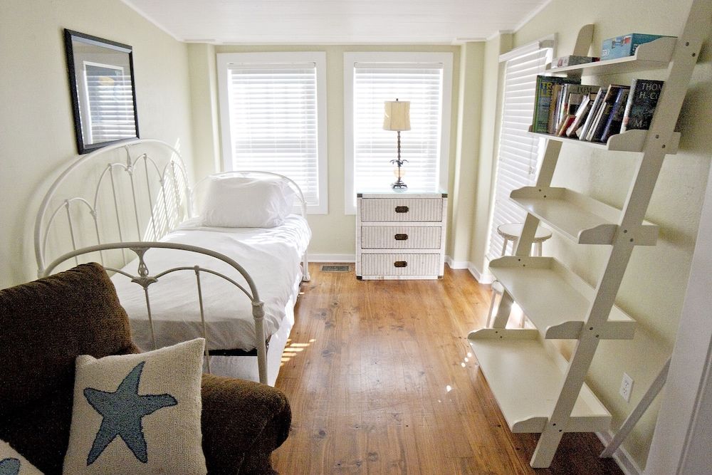 Desoto Beach Terraces Family Room