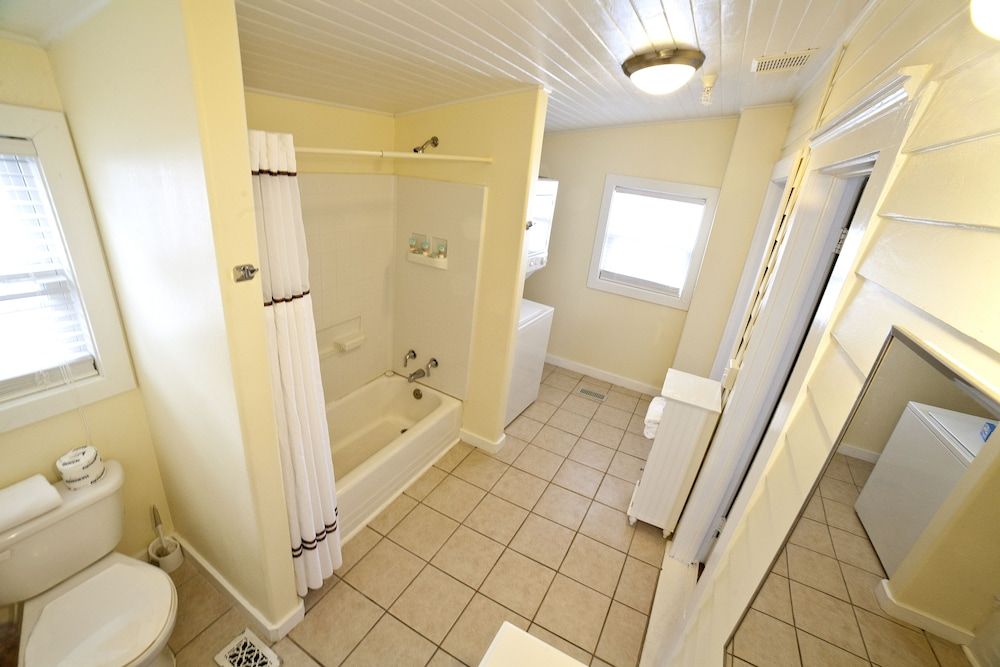 Desoto Beach Terraces Family Room 6