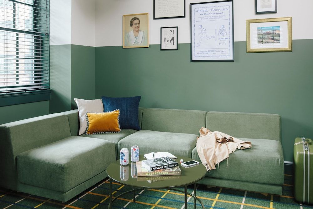 Hotel Clermont BUNK ROOM 4