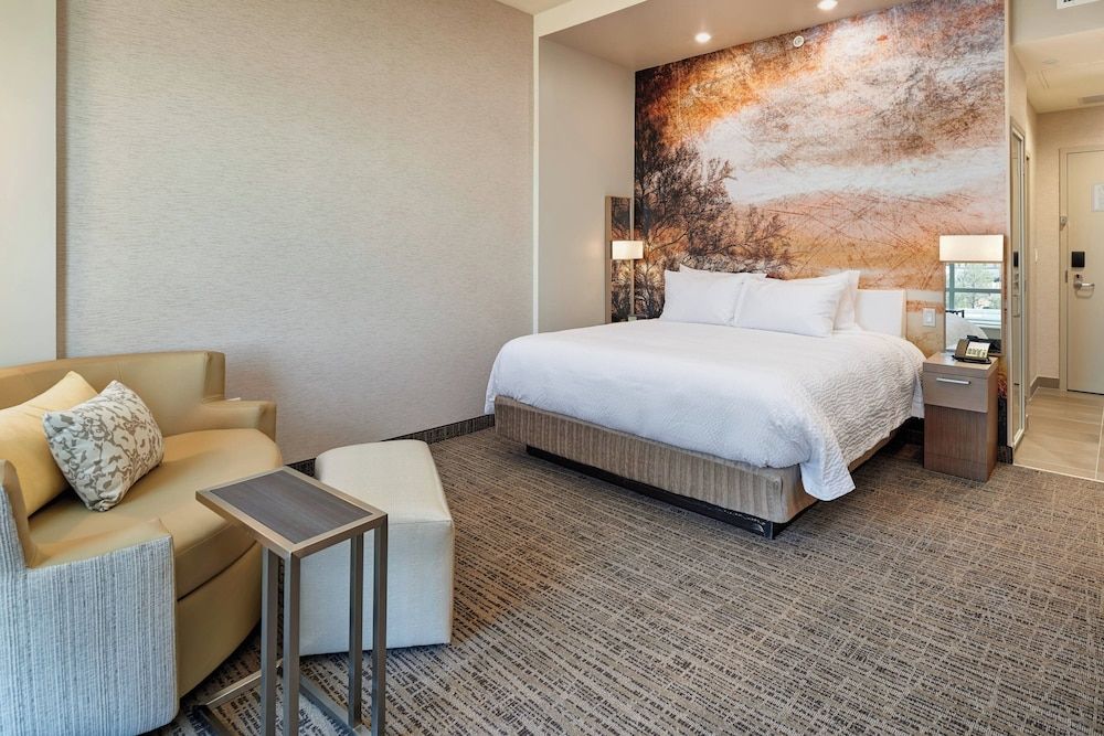 Room, 1 King Bed with Sofa bed, Non Smoking