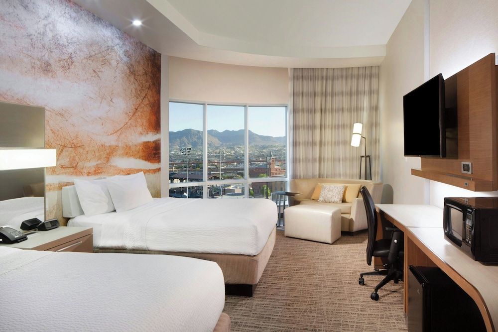 Room, 2 Queen Beds, Non Smoking