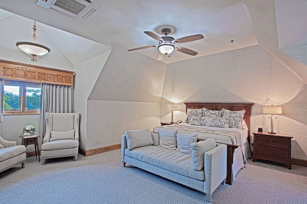 Luxury Room, 1 King Bed, Fireplace