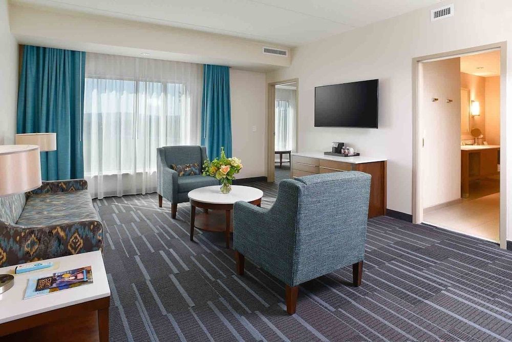 Tioga Downs Casino and Resort Junior Suite, 1 King Bed, Mountain View