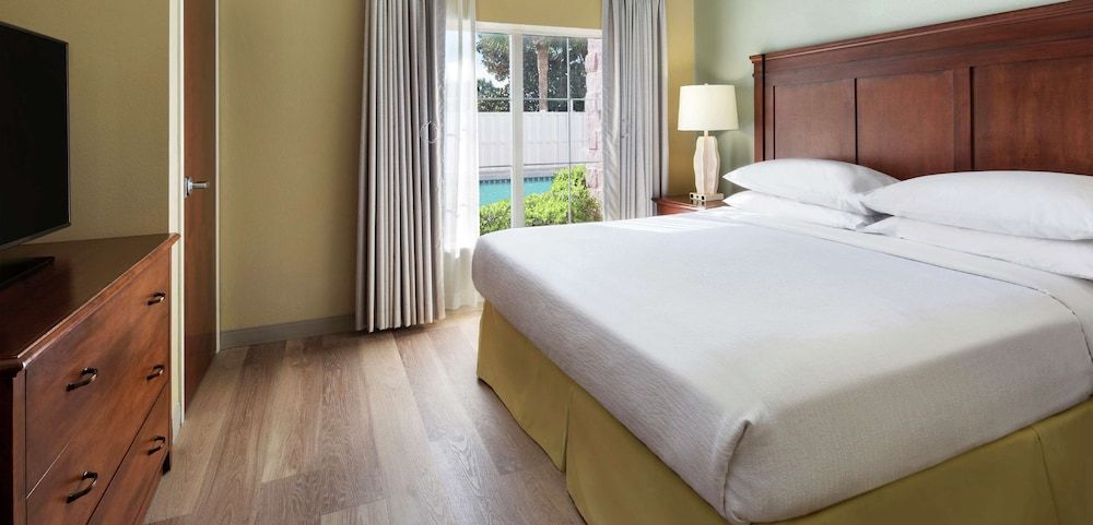 King, Suite, 1 King Bed, Non Smoking