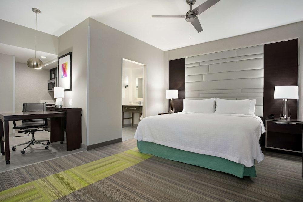 Studio Suite, 1 King Bed, Non Smoking