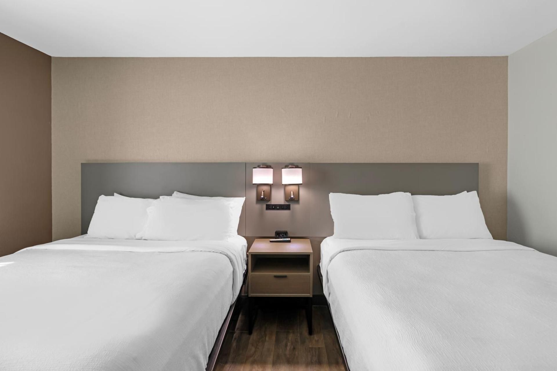 Efficiency Queen Suite with Two Queen Beds - Accessible/Non-Smoking