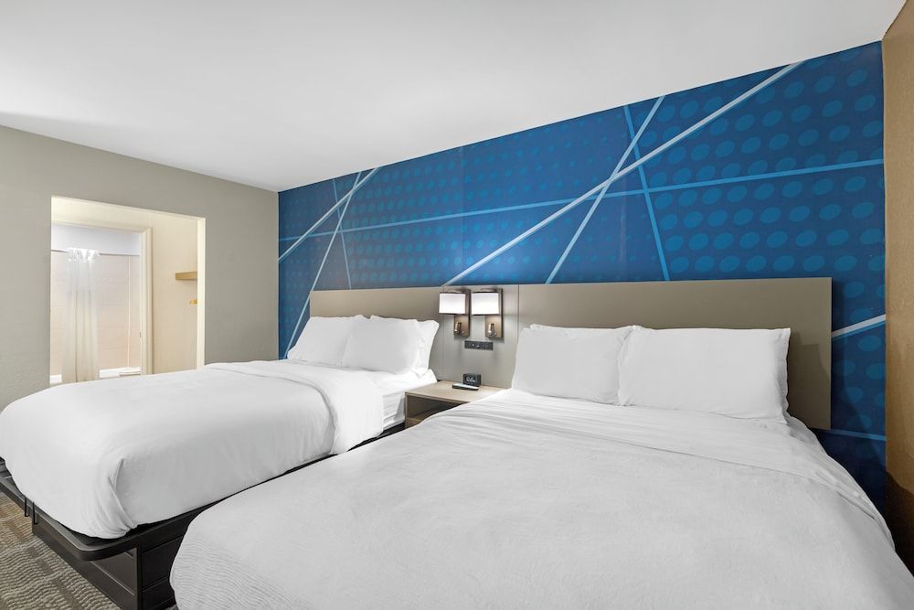 undefined Comfort Inn & Suites Savannah Airport 10