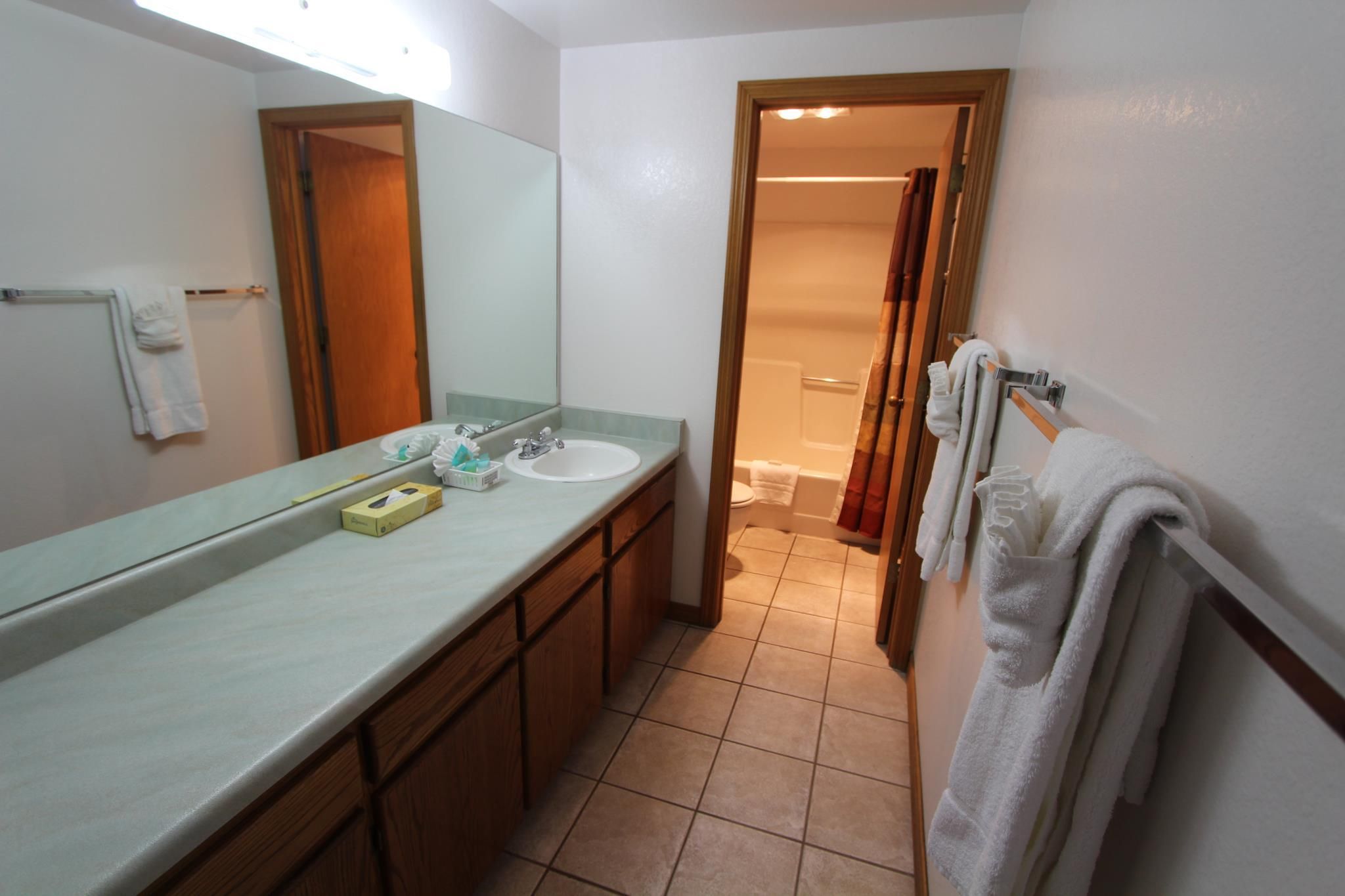 2 Bedroom