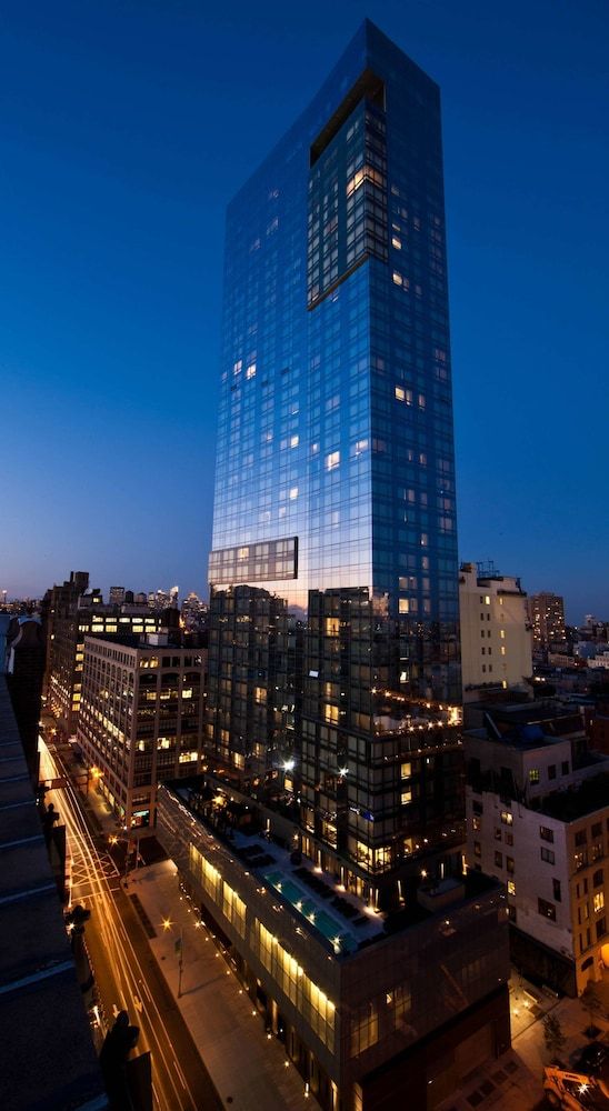 undefined The Dominick 6