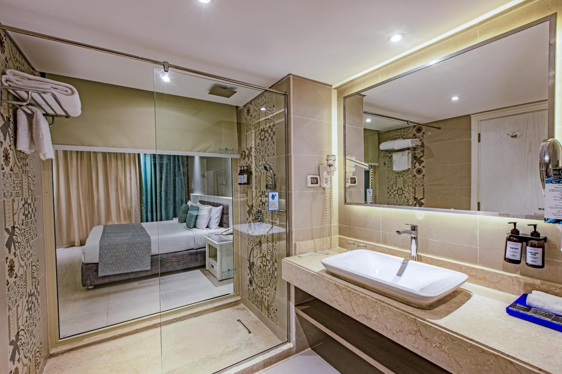 Deluxe Partial Sea View Double Room