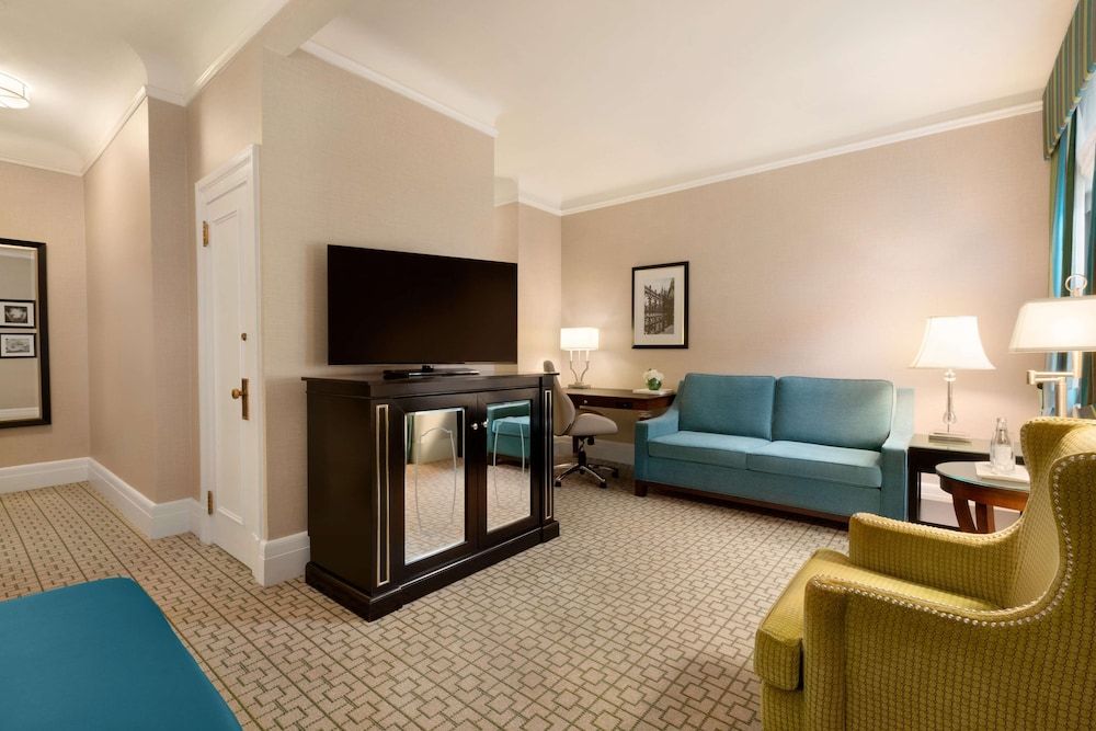 undefined Fairmont Chateau Laurier