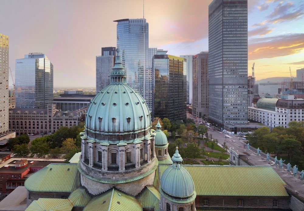 undefined Fairmont The Queen Elizabeth 10