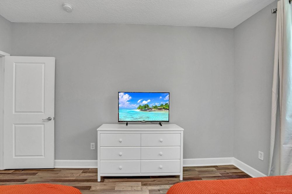 Runaway Beach Club Resort 2 Bedroom Vacation Condo (2011) 10