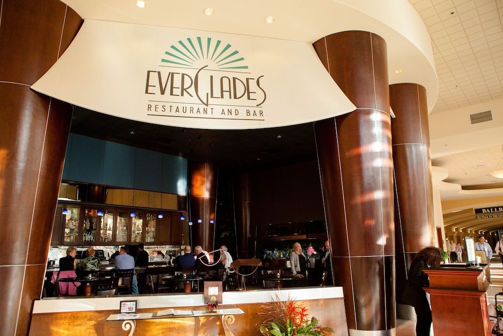undefined Rosen Centre Hotel 7