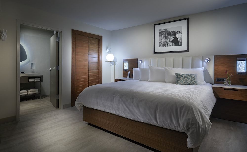 Hard Rock Hotel Daytona Beach Suite, 1 King Bed (Courtyard)