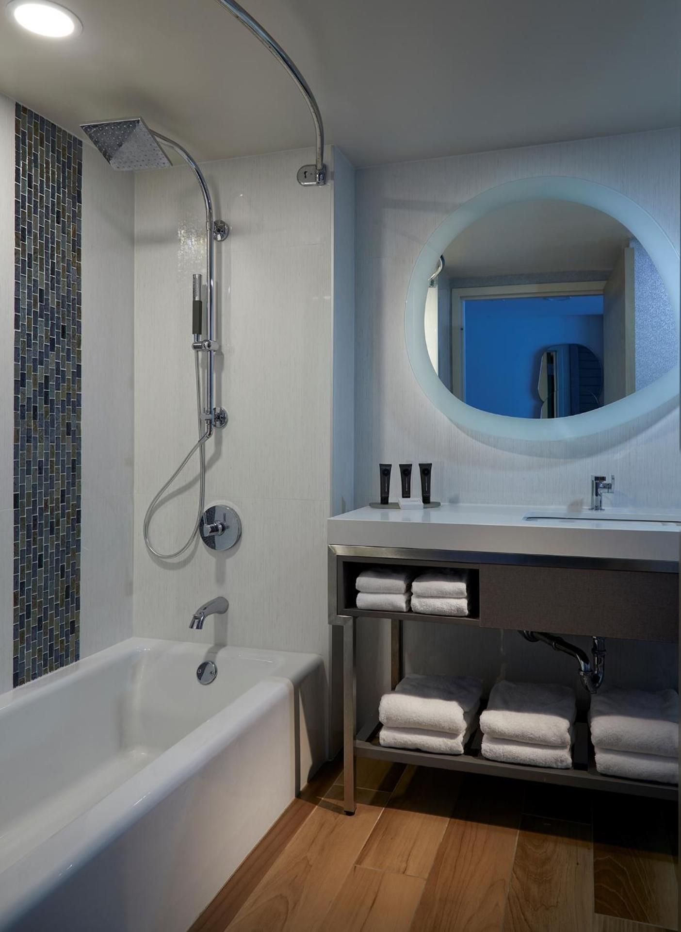 Queen Room with Two Queen Beds - Disability Access