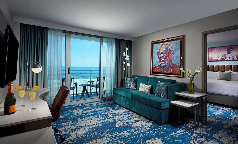 Hard Rock Hotel Daytona Beach Ocean Front King Balcony - Sofa Bed 6