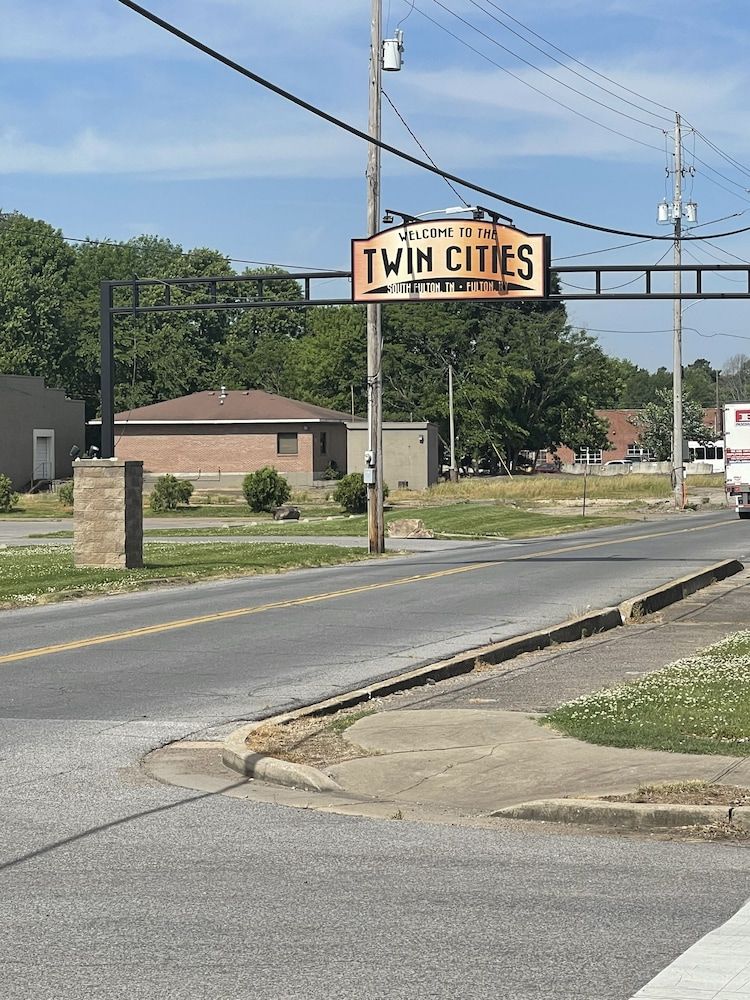 The Meadows Hotel Luxury Single Room, 1 King Bed 6