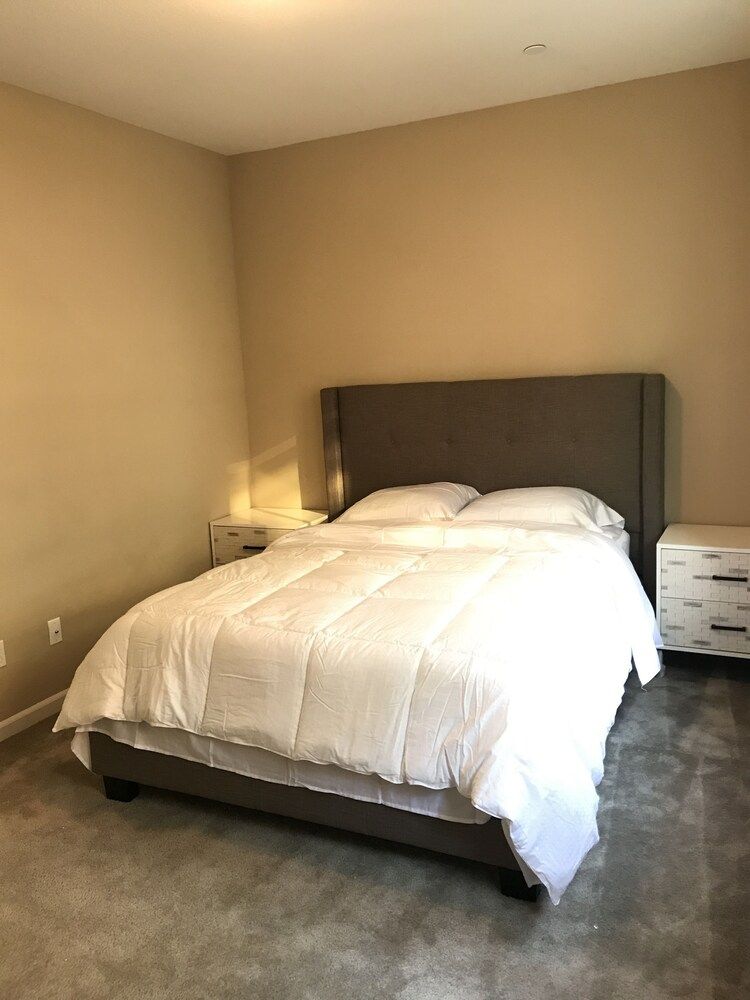 Deluxe Room, 1 Queen Bed