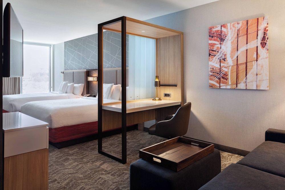 undefined SpringHill Suites by Marriott Orlando at Millenia